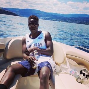 Meet your Posher, Tony